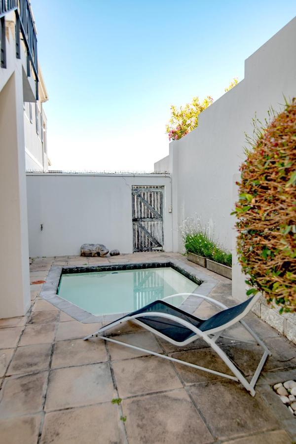 Camps Bay Guest Suite With Private Pool Cape Town Eksteriør bilde